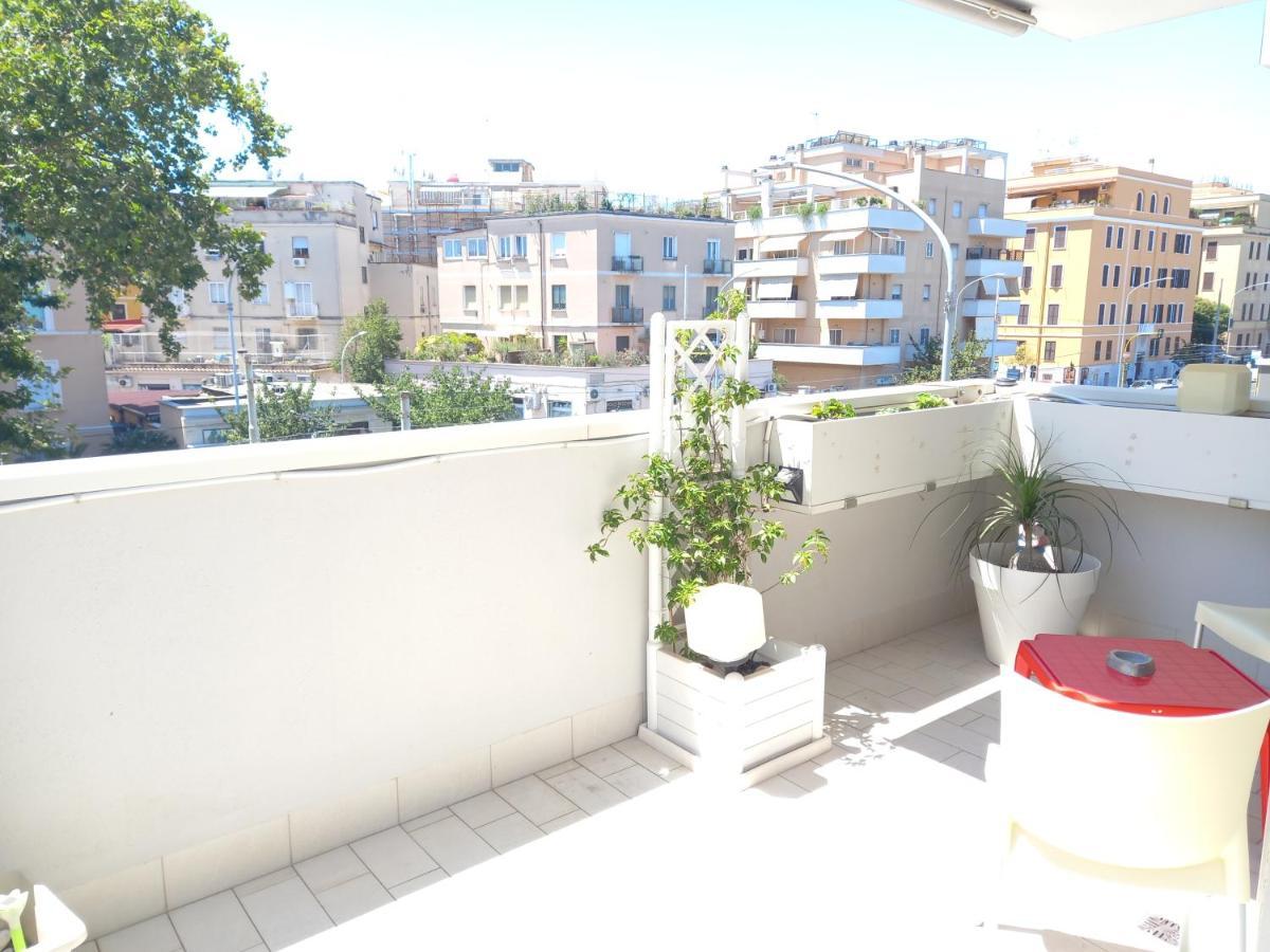 Апартаменти Living Rome Int 2 Екстер'єр фото